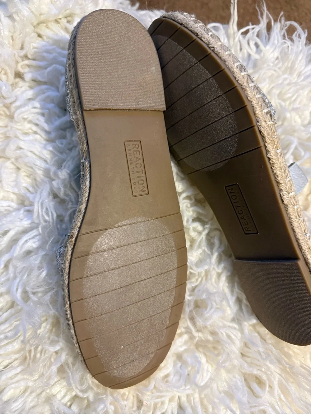 Kenneth Cole Reaction Silver Glitter Espadrille Flats with Ribbon Ties